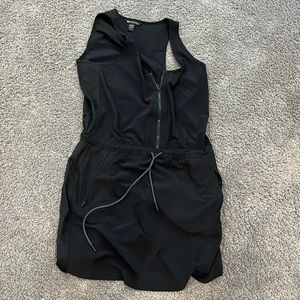 athleta workout dress size 8.